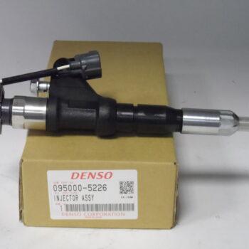 Форсунка E13C, 095000-5226