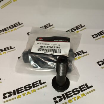 Болт шестерни распредвала  4M40,  ME200255, MITSUBISHI