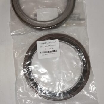 Сальник коленвала зад. 1-09625-541-2 JKC